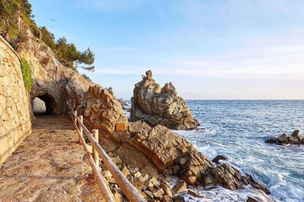 Somriu Apartament Fenals Platja Lloret de Mar Exterior foto